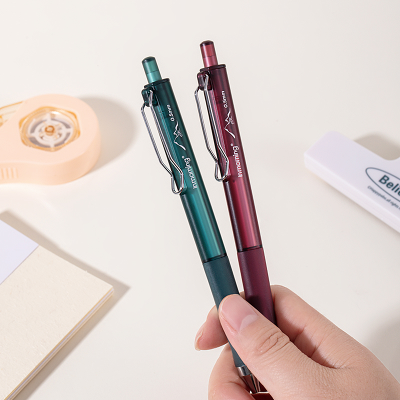 Caneta Gel de Tinta Escura com - Pentel Pen Energel avaliação e preço